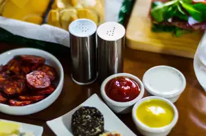 Condiment Set