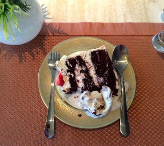 Dessert utensils resting